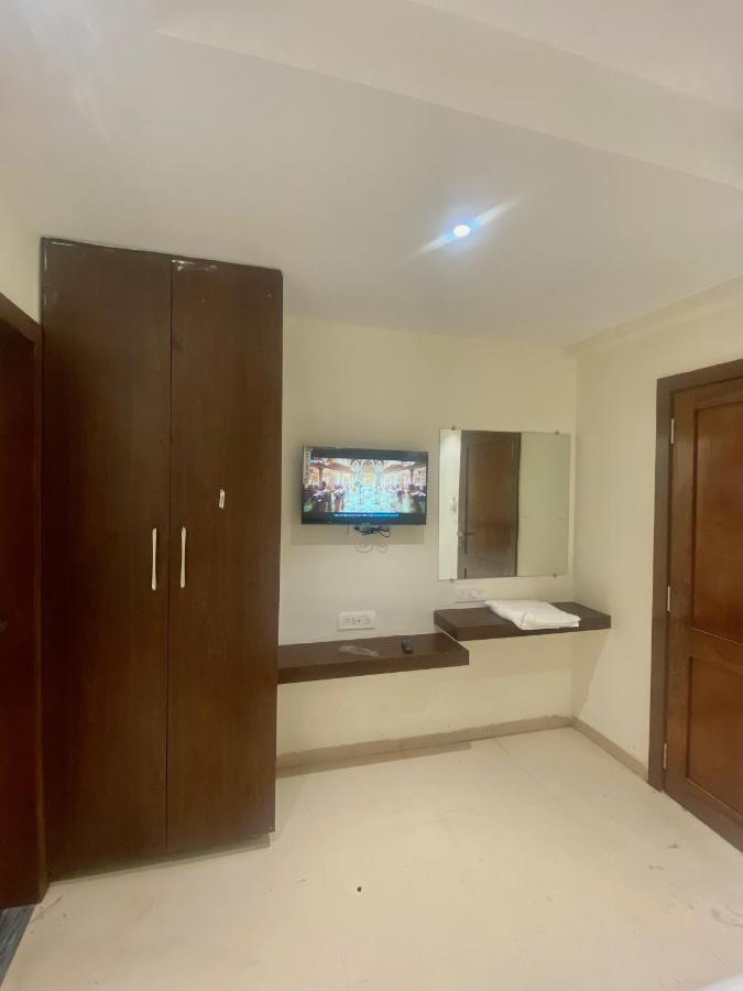Hotel Vrindavan Palace 인도르 외부 사진
