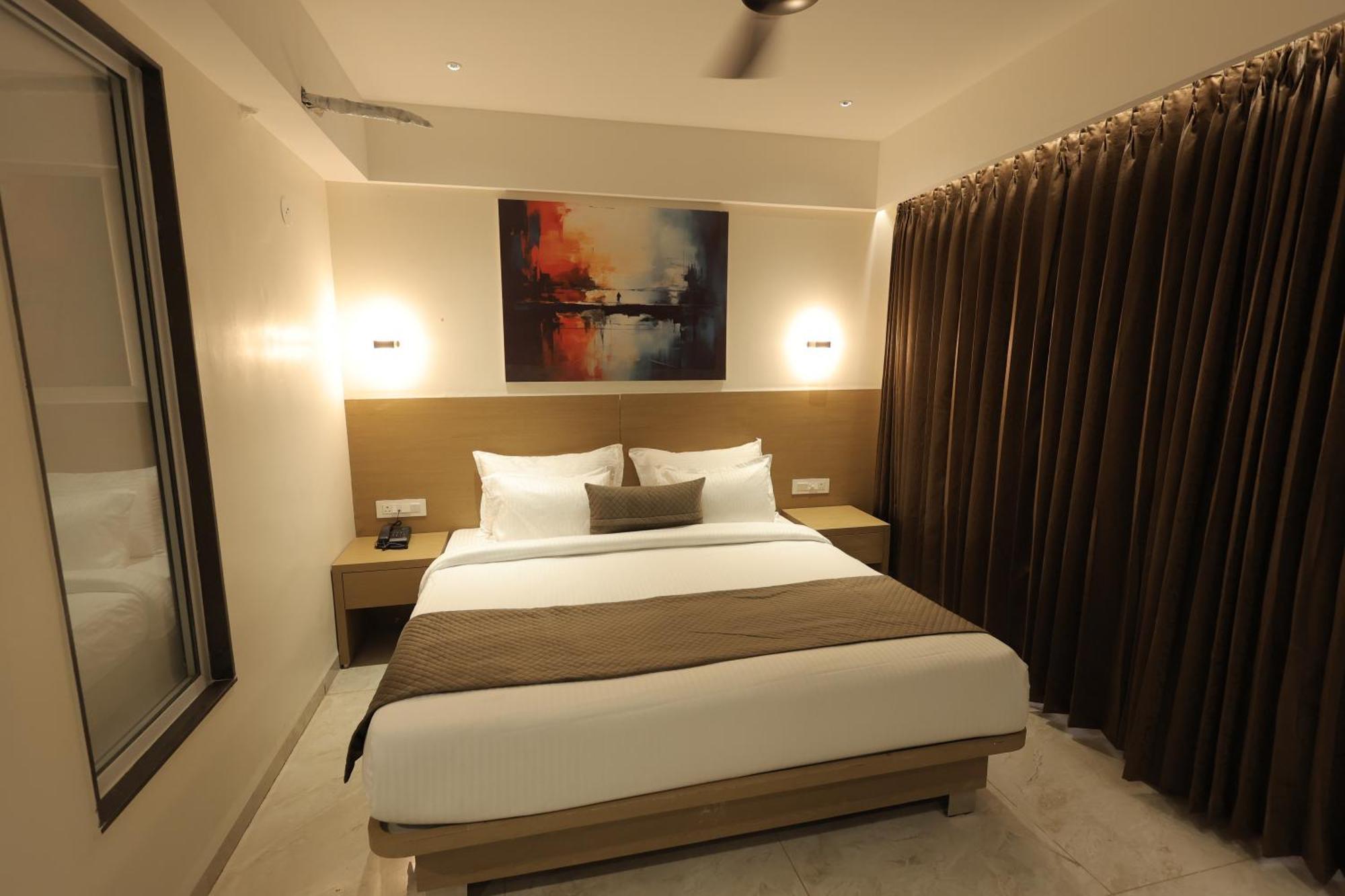 Hotel Vrindavan Palace 인도르 외부 사진